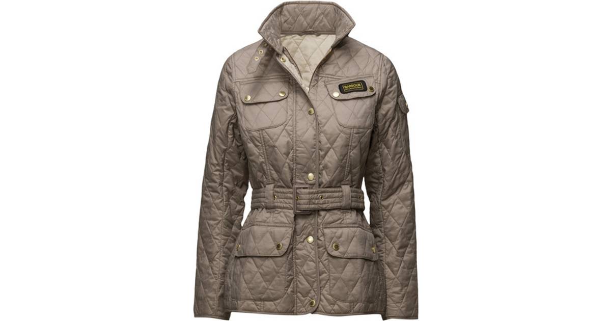 Barbour International Quilted - Pearl Taupe • Pris »
