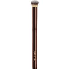 Hourglass Vanish Seamless Finish Concealer Brush