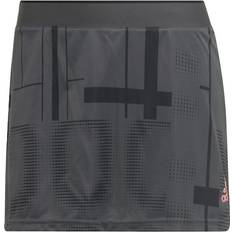 Tennis Kjolar adidas Club Tennis Graphic Skort Women - Grey Six/Acid Red