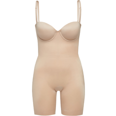 Spanx Bodys Spanx Suit Your Fancy Strapless Cupped Mid-Thigh Bodysuit - Beige Beige