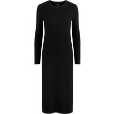 34 - Enfärgade - Midiklänningar Pieces Kylie Midi Dress - Black
