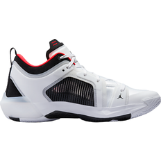 41 ½ Basketskor Nike Air Jordan XXXVII Low M - White/Siren Red/Black