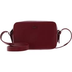 Lacoste Röda Axelremsväskor Lacoste Unisex Chantaco Piqué Leather Small Shoulder Bag Size Unique size Cranberry
