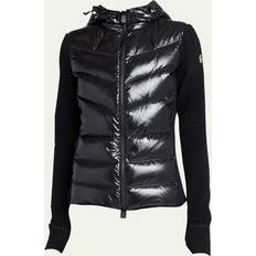 Moncler Dam - Svarta Tröjor Moncler Grenoble Womens Black Quilted-panel Brand-appliqué Regular-fit Fleece Cardigan