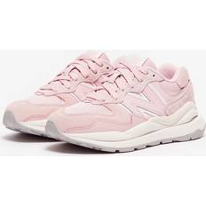 New Balance Dam - Rosa Sneakers New Balance Sneakers W5740STB Rosa 0196432796885 1481.00