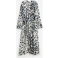 H&M Kleid mit Bindegürtel Cremefarben/Leopardenprint, Alltagskleider in Größe XS. Farbe: Cream/leopard print