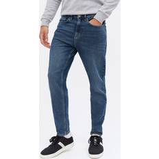 Boohoo Byxor & Shorts boohoo New Look – Mellanblå avsmalnande jeans