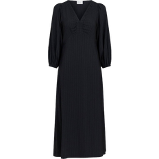 Enfärgade - Långa klänningar - XXL Neo Noir Ilma Solid Dress - Black