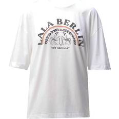 Lala Berlin T-shirts Lala Berlin T-shirt Inte vanligt White T-shirt
