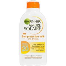 Garnier Flaskor Solskydd Garnier Ambre Solaire Sun Protection Milk SPF20 200ml