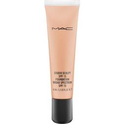 MAC Studio Sculpt Foundation SPF15 NW35