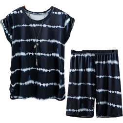 Shein Slayr Plus Size Tie Dye Shirt And Shorts Set